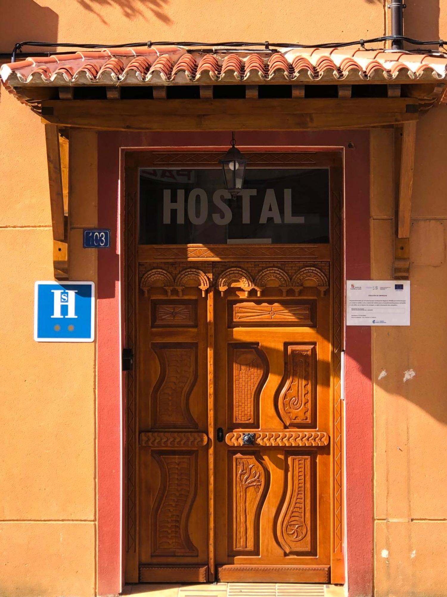 Hostal San Juan Sahagún Esterno foto